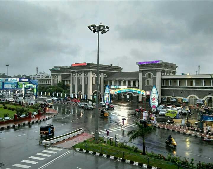 Trivandrum Taxi Service for Railway Station Transfers and Local Transportation